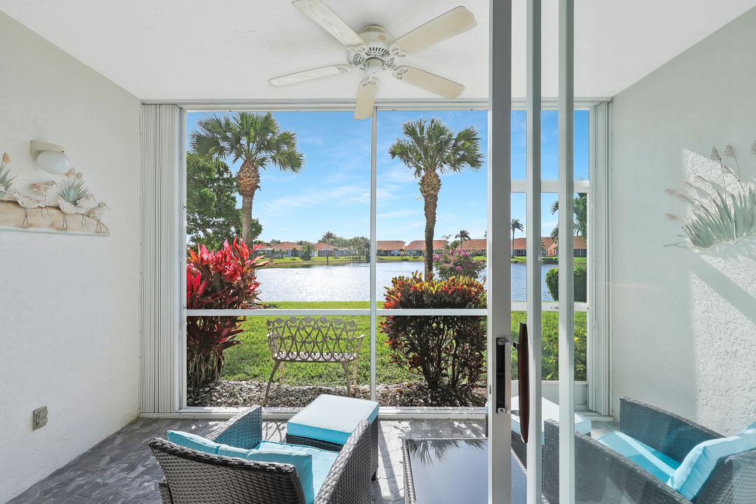 186 Gabriel Cir #9, Naples, FL 34104