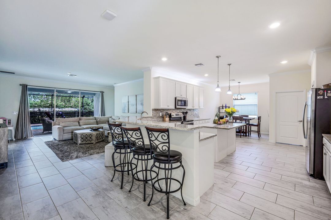 16490 Bonita Landing Cir, Bonita Springs, FL 34135