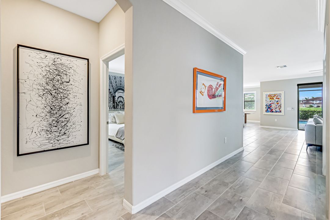 1603 Santiago Cir, Naples, FL 34113