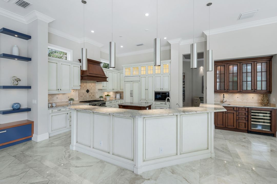 14459 Marsala Way, Naples, FL 34109