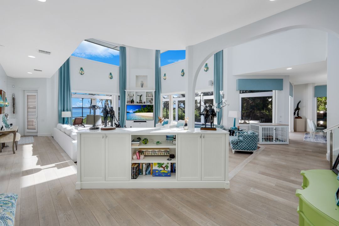 831 Caxambas Dr, Marco Island, FL 34145