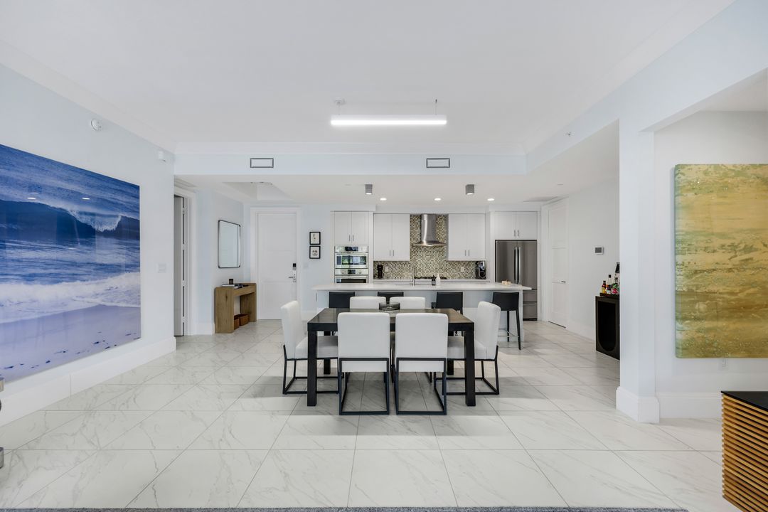 1135 3rd Ave S #303, Naples, FL 34102
