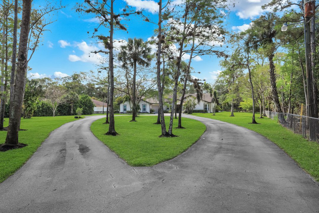 3480 19th Ave SW, Naples, FL 34117