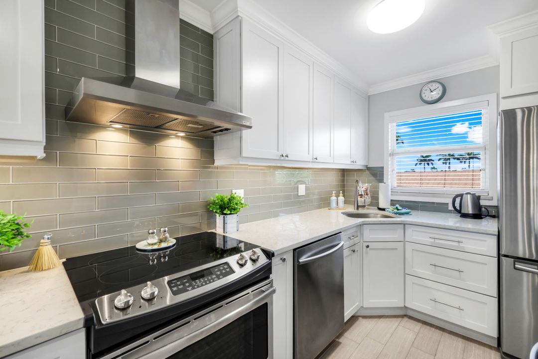 1208 Edington Pl #E-204, Marco Island, FL 34145