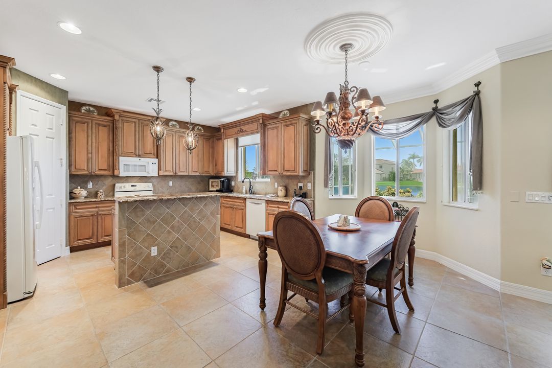 8710 Paseo De Valencia St, Fort Myers, FL 33908