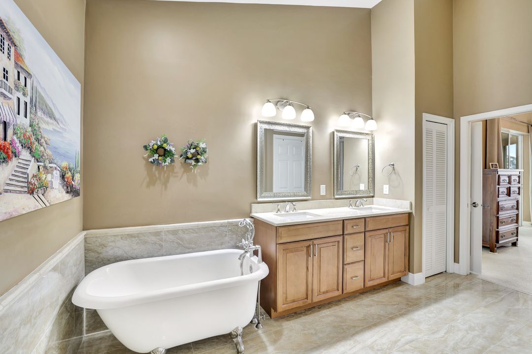 26300 Devonshire Ct #202, Bonita Springs, FL 34134