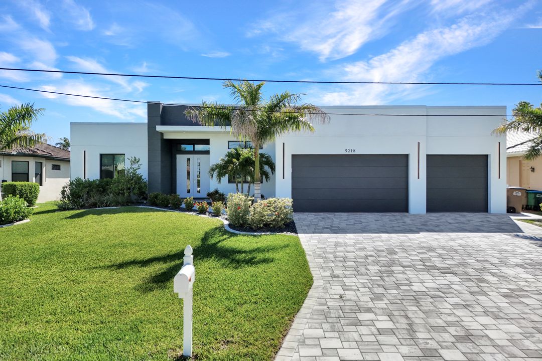 5218 Tiffany Ct, Cape Coral, FL 33904
