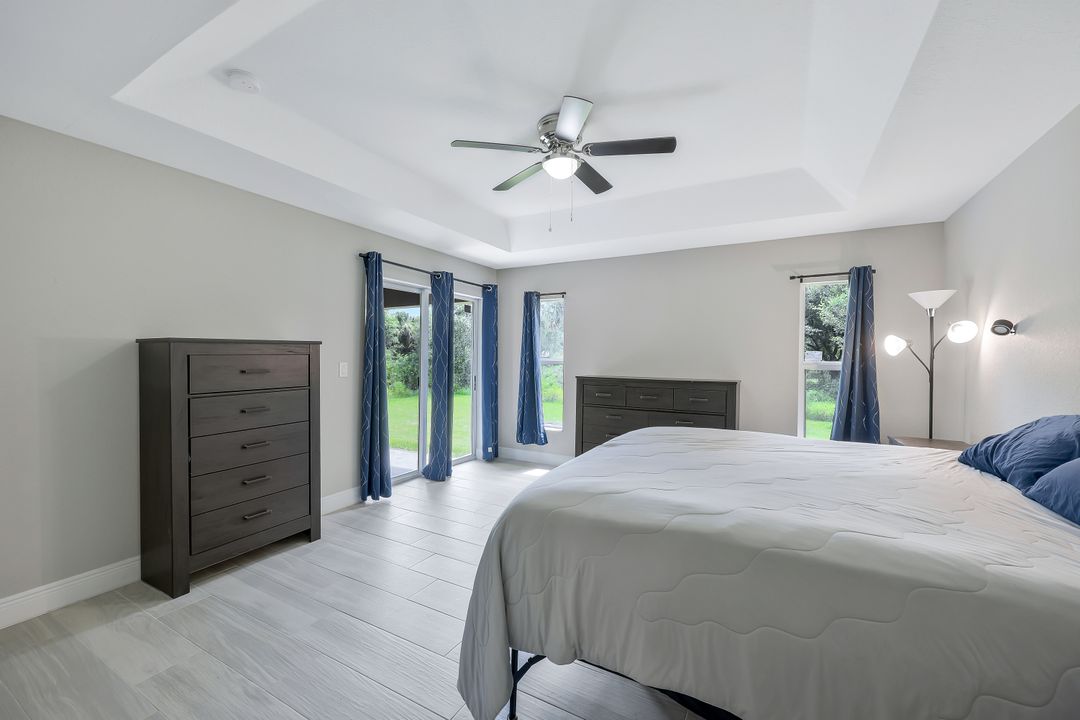 1417 Acacia Ave, Lehigh Acres, FL 33972