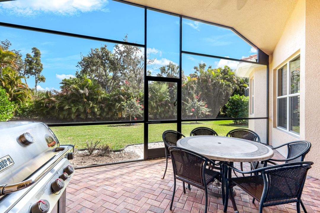 19513 Caladesi Dr, Fort Myers, FL 33967