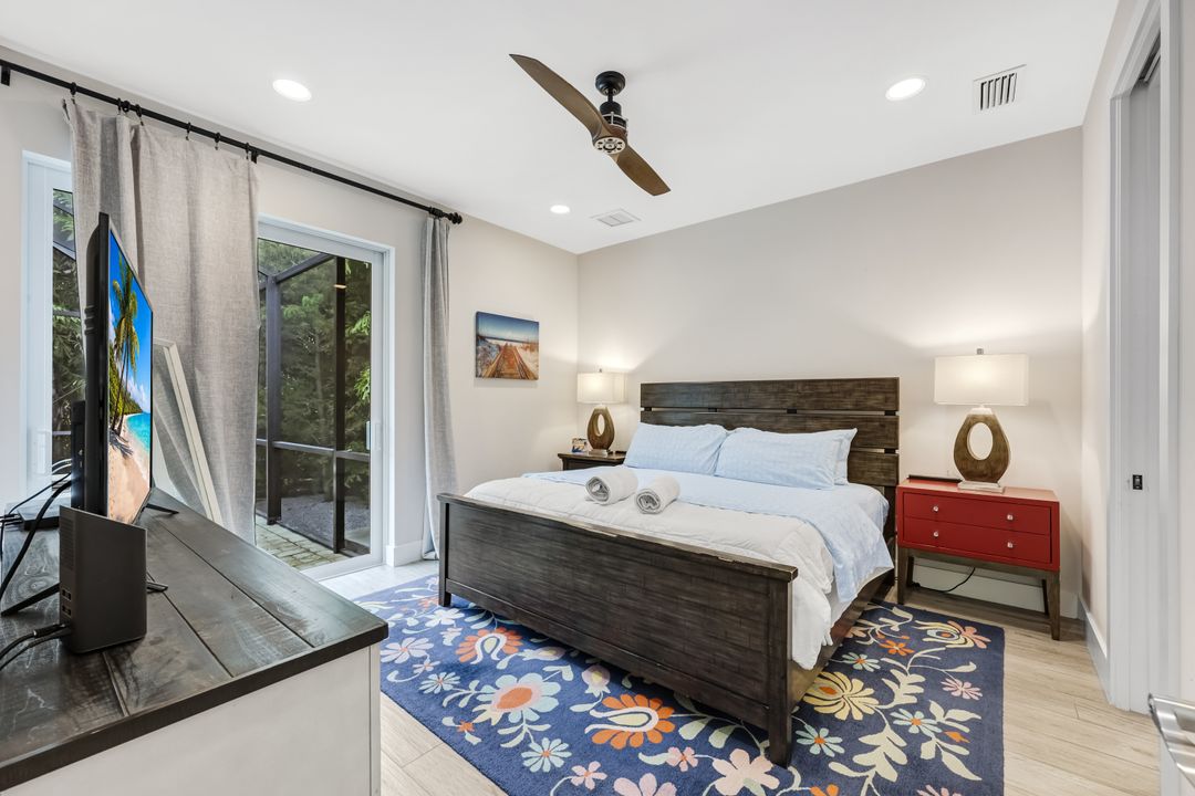109 W Hilo St, Naples, FL 34113