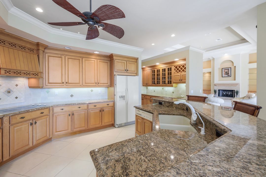 22949 Shady Knoll Dr, Bonita Springs, FL 34135