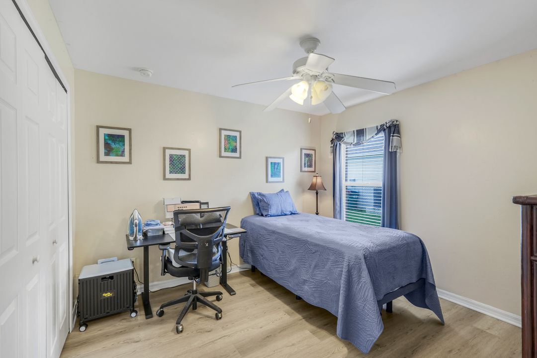 1006 NE 6th Pl, Cape Coral, FL 33909