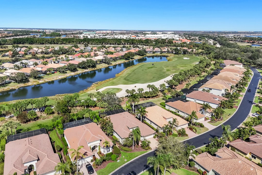 10009 St Moritz Dr, Miromar Lakes, FL 33913