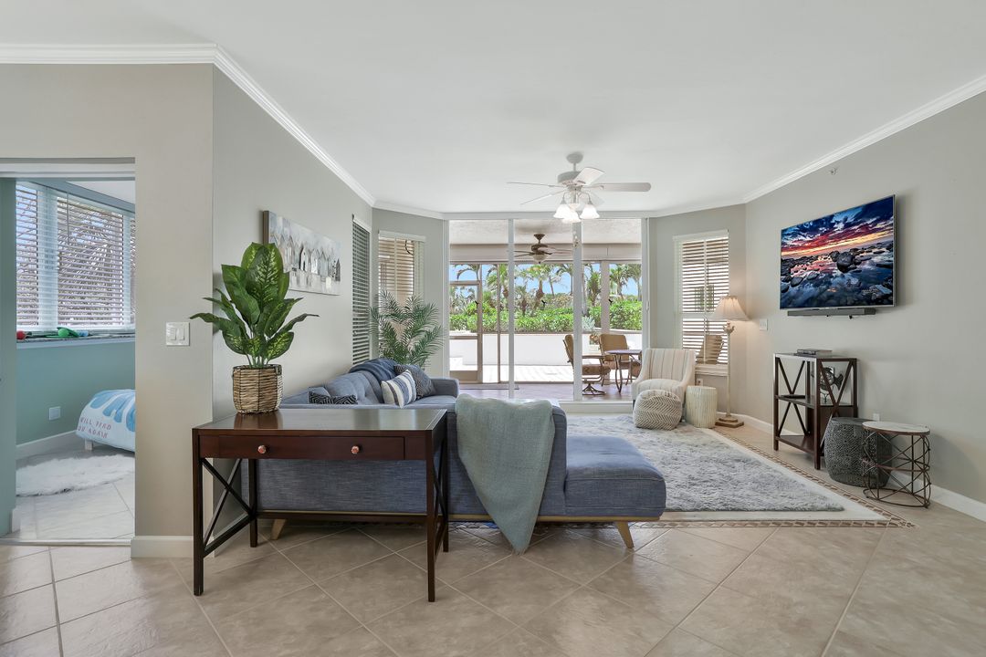 315 Dunes Blvd #T01, Naples, FL 34110