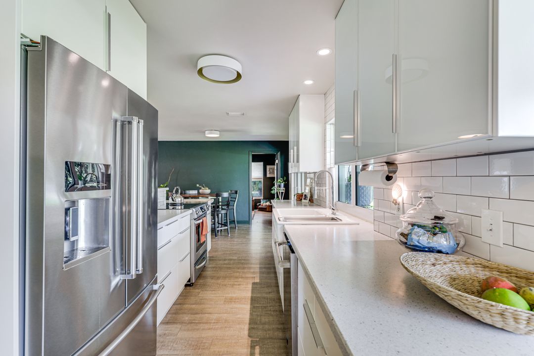 4333 Beechwood Lake Dr, Naples, FL 34112