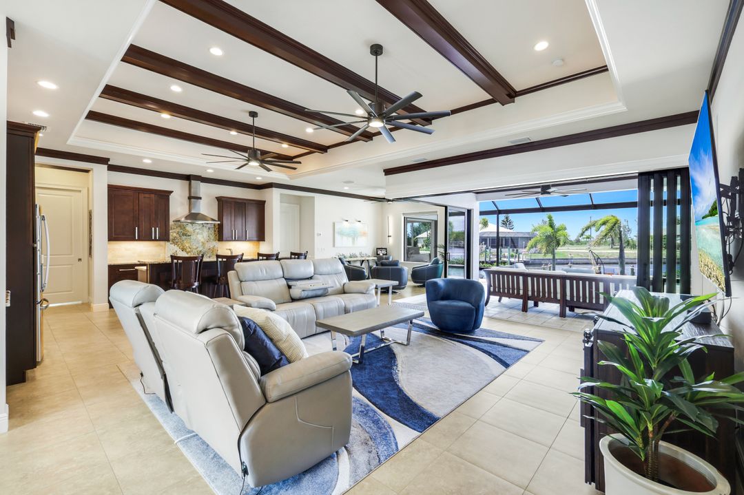 128 NW 39th Ave, Cape Coral, FL 33993