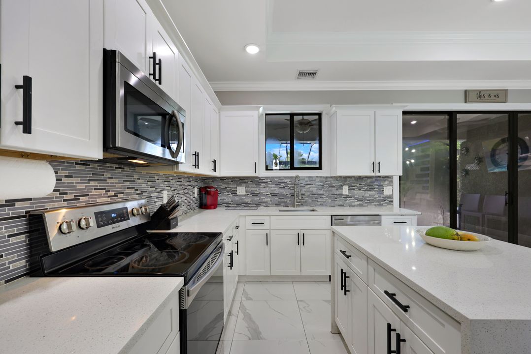 3362 56th Ave NE, Naples, FL 34120
