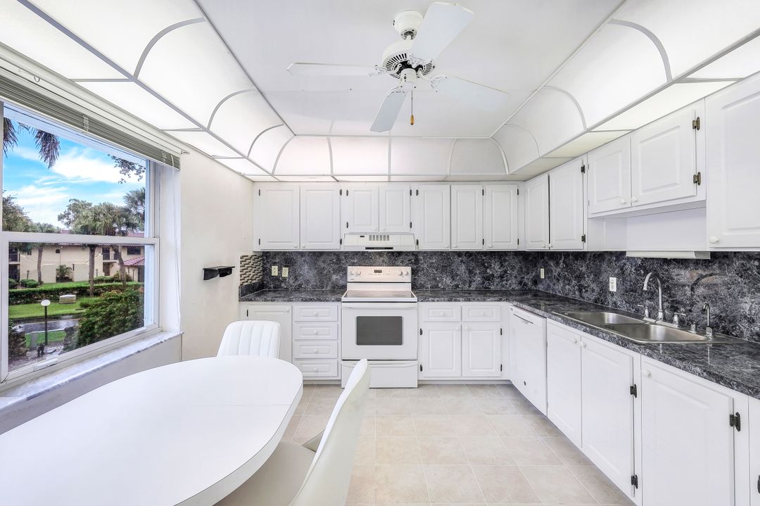 197 Albi Rd #2, Naples, FL 34112