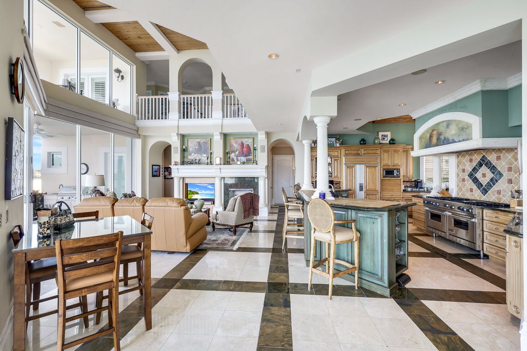 490 Renard Ct, Marco Island, FL 34145