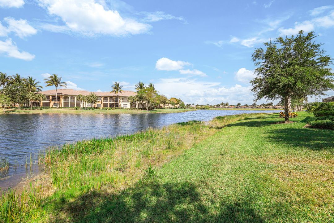 2717 Amaranda Ct, Naples, FL 34114