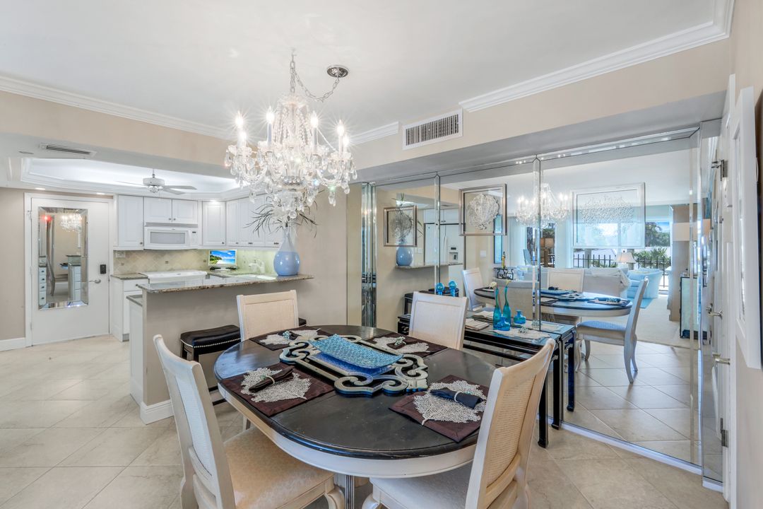 3399 Gulf Shore Blvd N #203, Naples, FL 34103