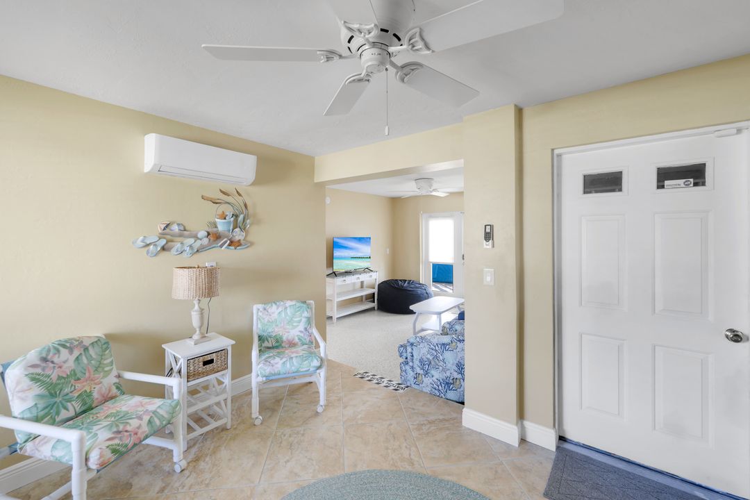 4741 Pembrooke Ln, Bonita Springs, FL 34134