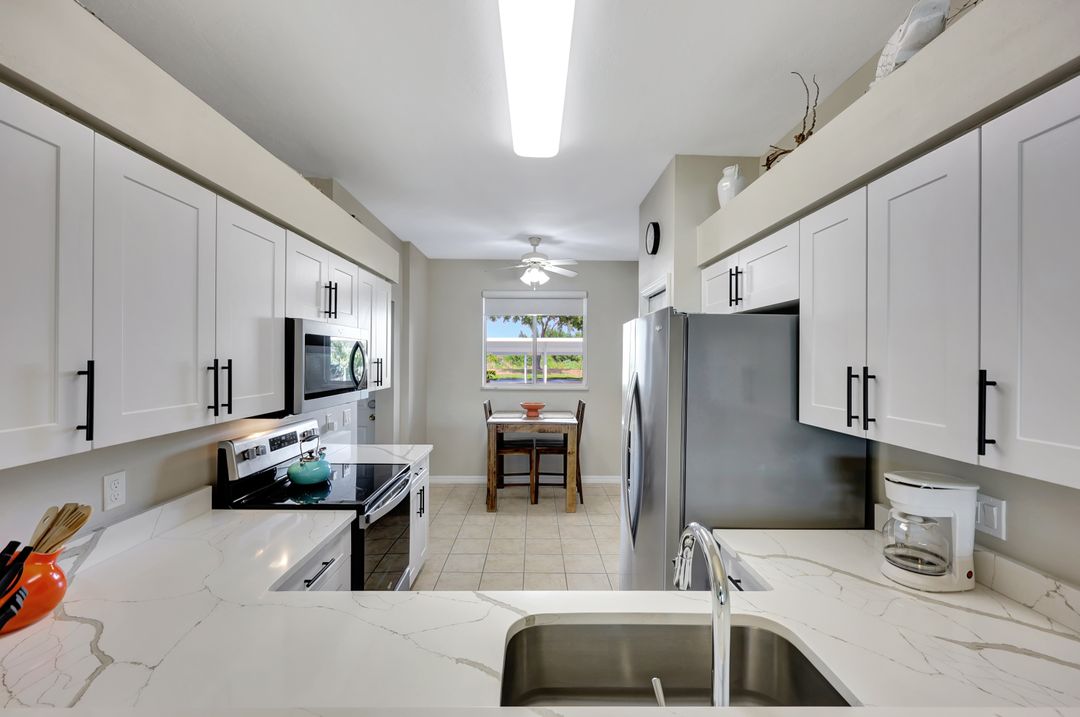 16615 Lake Cir Dr #414, Fort Myers, FL 33908