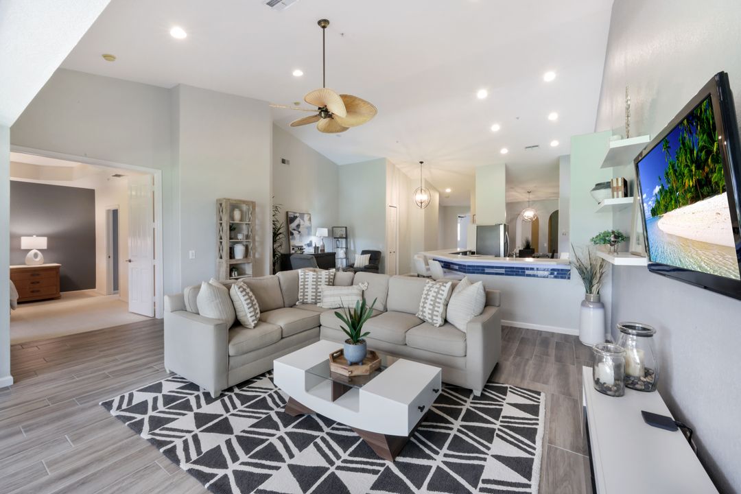 3950 Deer Crossing Ct #203, Naples, FL 34114