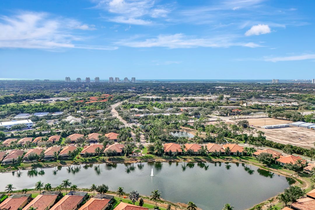 9492 Isla Bella Cir, Bonita Springs, FL 34135