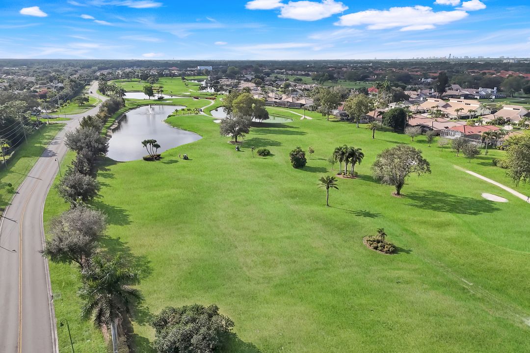 11612 Quail Village Way, Naples, FL 34119