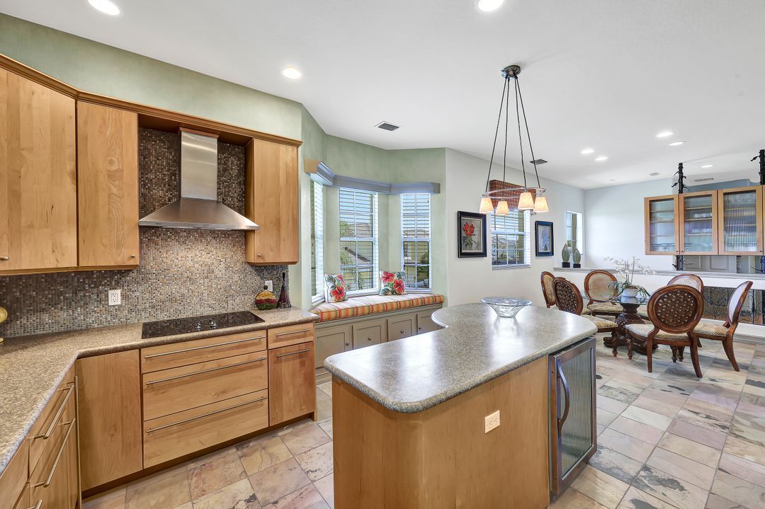 10101 Bellavista Cir  #804, Miromar Lakes, FL 33913