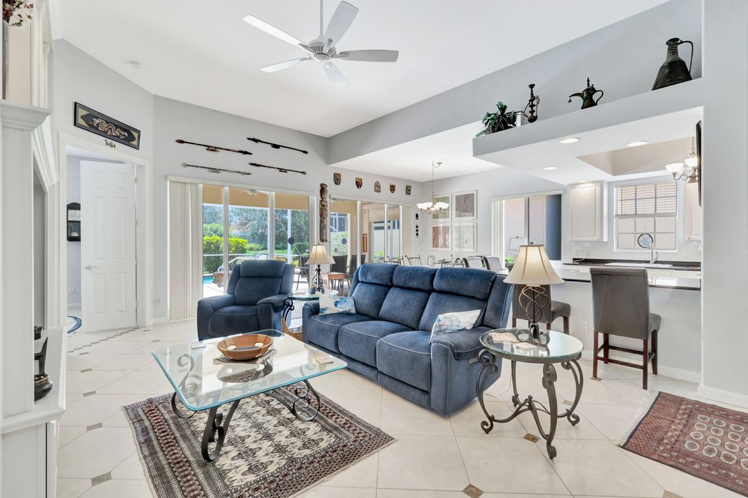 3008 Ellice Way, Naples, FL 34119