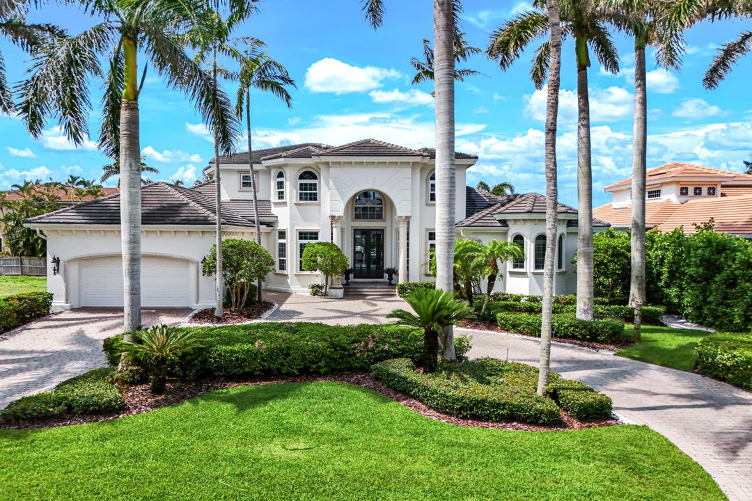 384 Mooring Line Dr, Naples, FL 34102