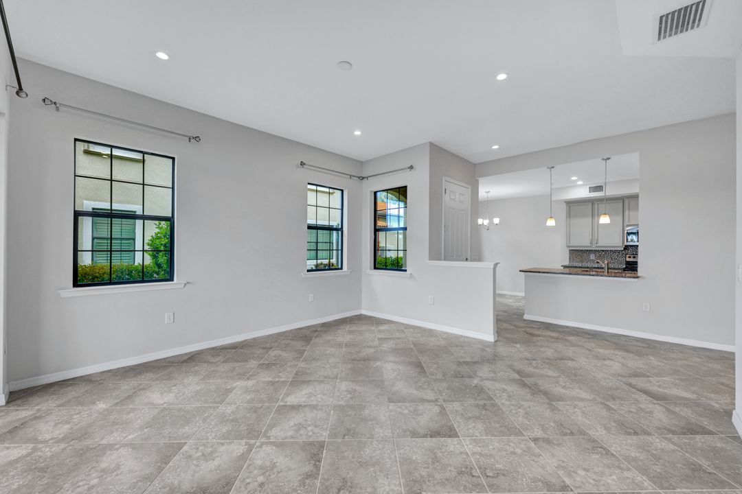 26189 Palace Ln #102, Bonita Springs, FL 34135