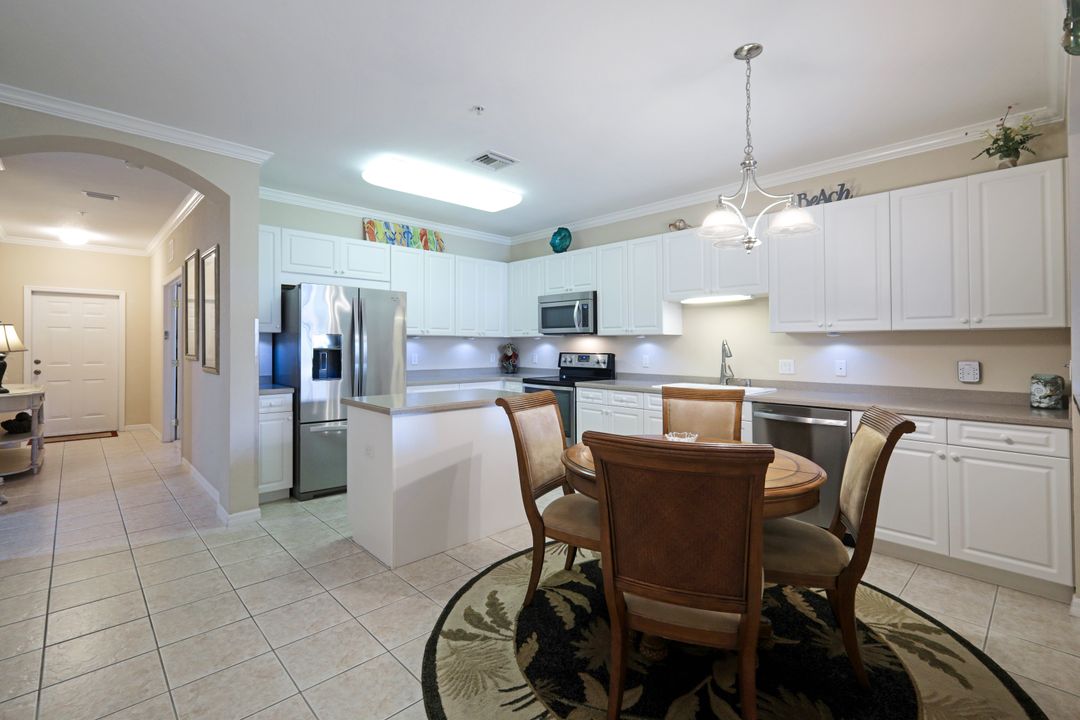 9611 Spanish Moss Way #3713, Bonita Springs, FL 34135