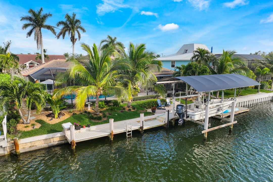 345 Henderson Ct, Marco Island, FL 34145