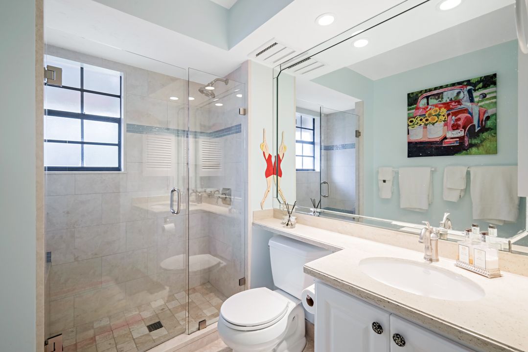 511 Serendipity Dr #511, Naples, FL 34108