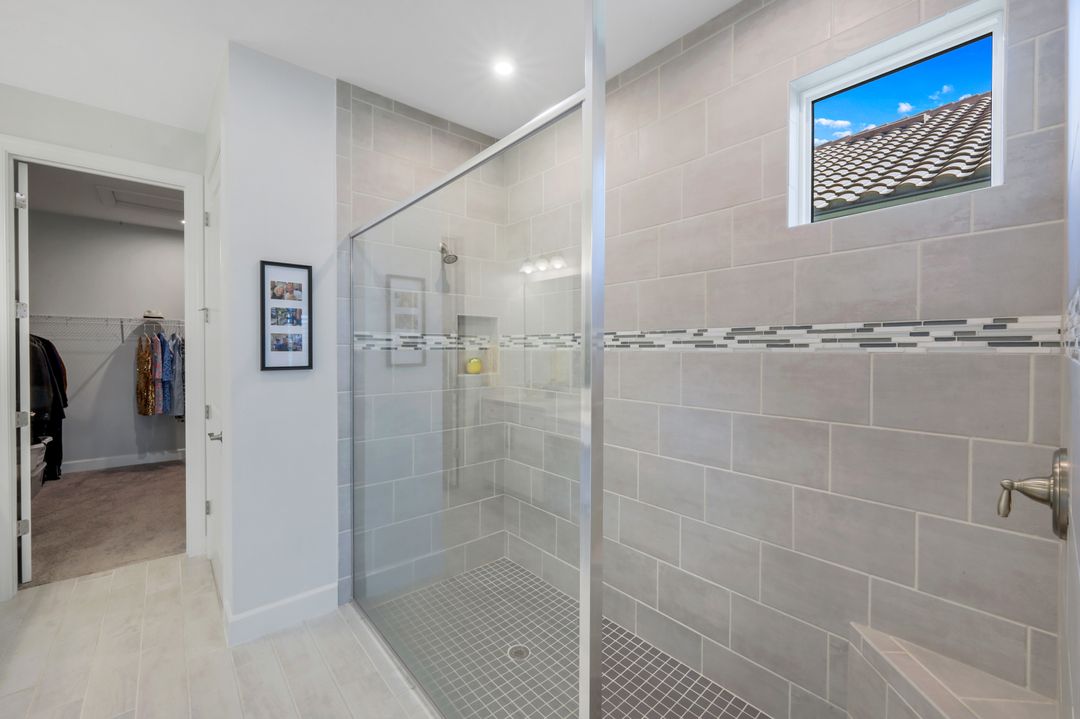 15236 Turin Dr, Naples, FL 34114