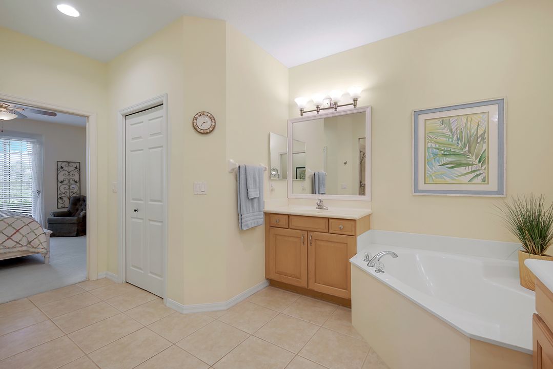 3460 Morning Lake Dr, Bonita Springs, FL 34134