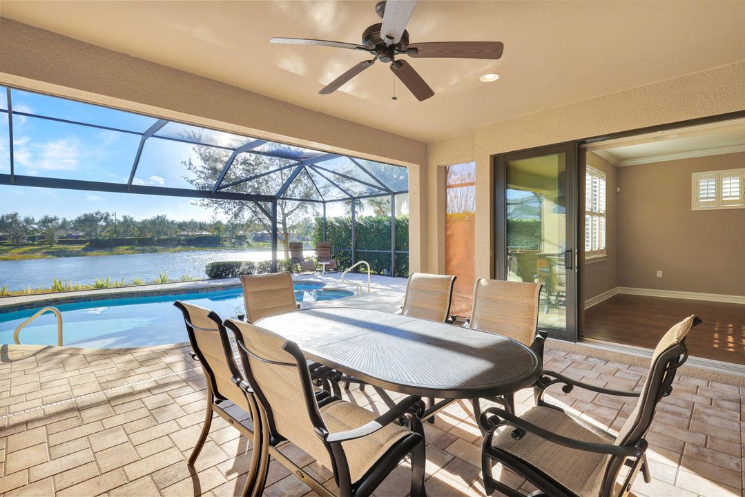 11807 Dixon Dr, Fort Myers, FL 33913