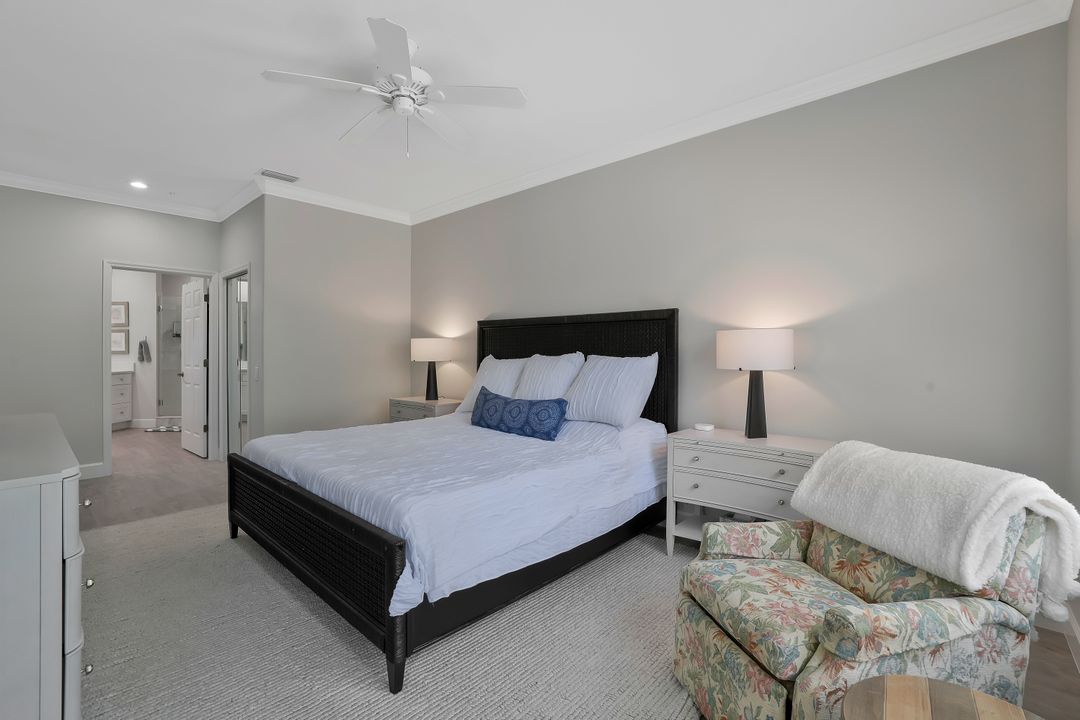 8275 Danbury Blvd #104, Naples, FL 34120
