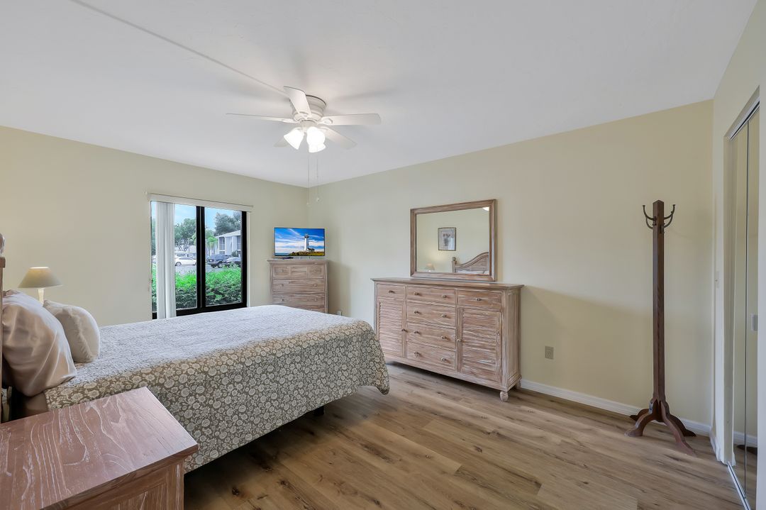 4071 Lakeside Club Blvd #3, Fort Myers, FL 33905