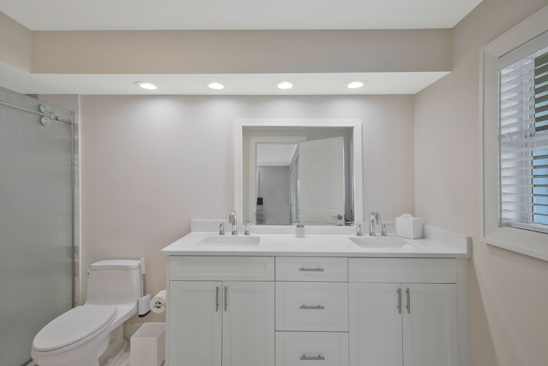 5596 Avenida Pescadora, Fort Myers Beach, FL 33931