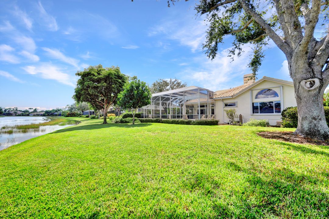 24421 Woodsage Dr, Bonita Springs, FL 34134