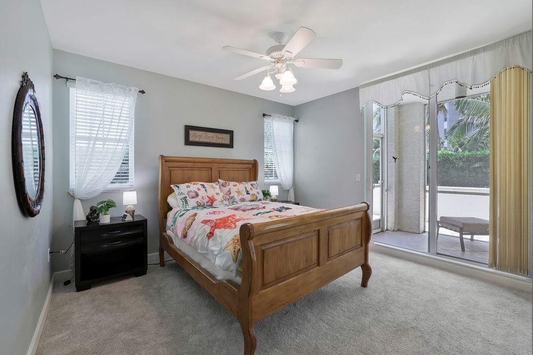 315 Dunes Blvd #T01, Naples, FL 34110