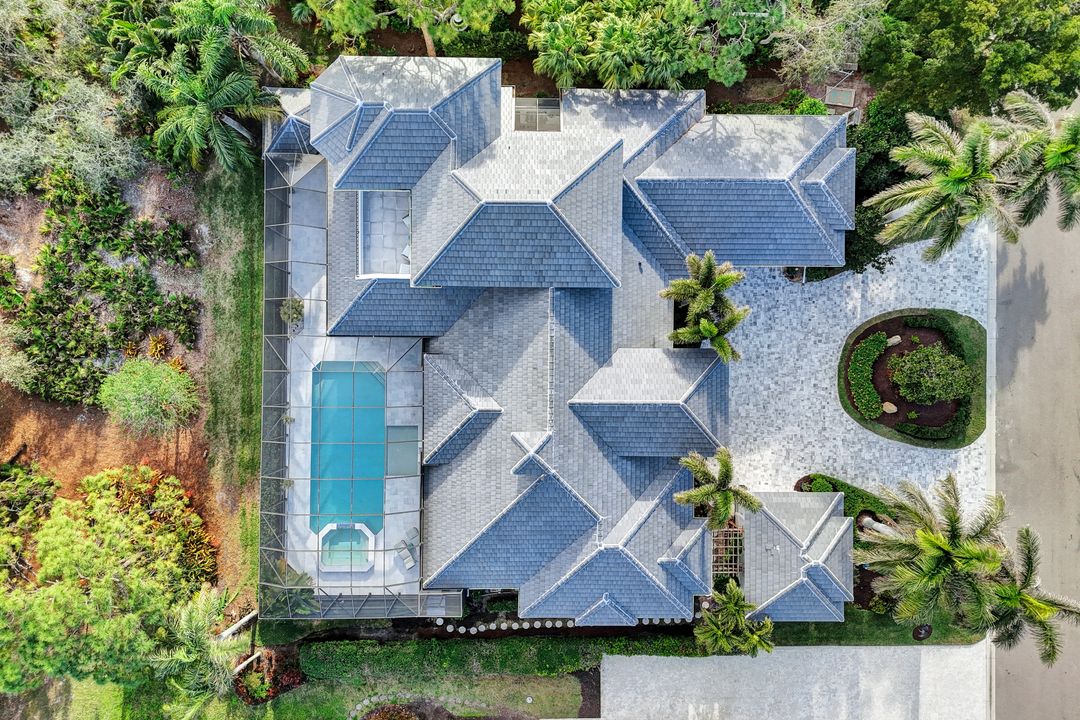 253 Cheshire Way, Naples, FL 34110