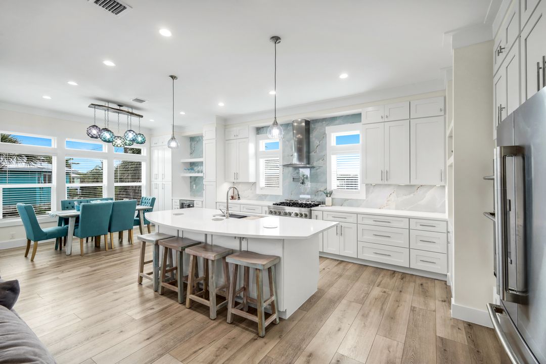 1376 Jamaica Dr, Sanibel, FL 33957