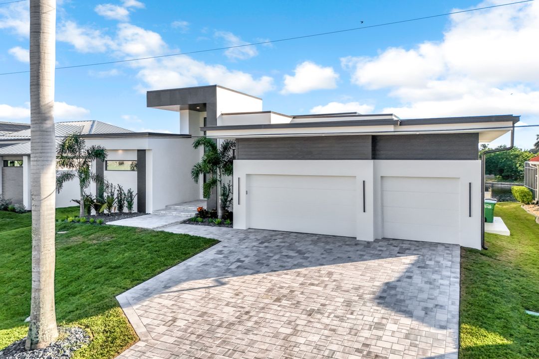 122 SW 58th St, Cape Coral, FL 33914