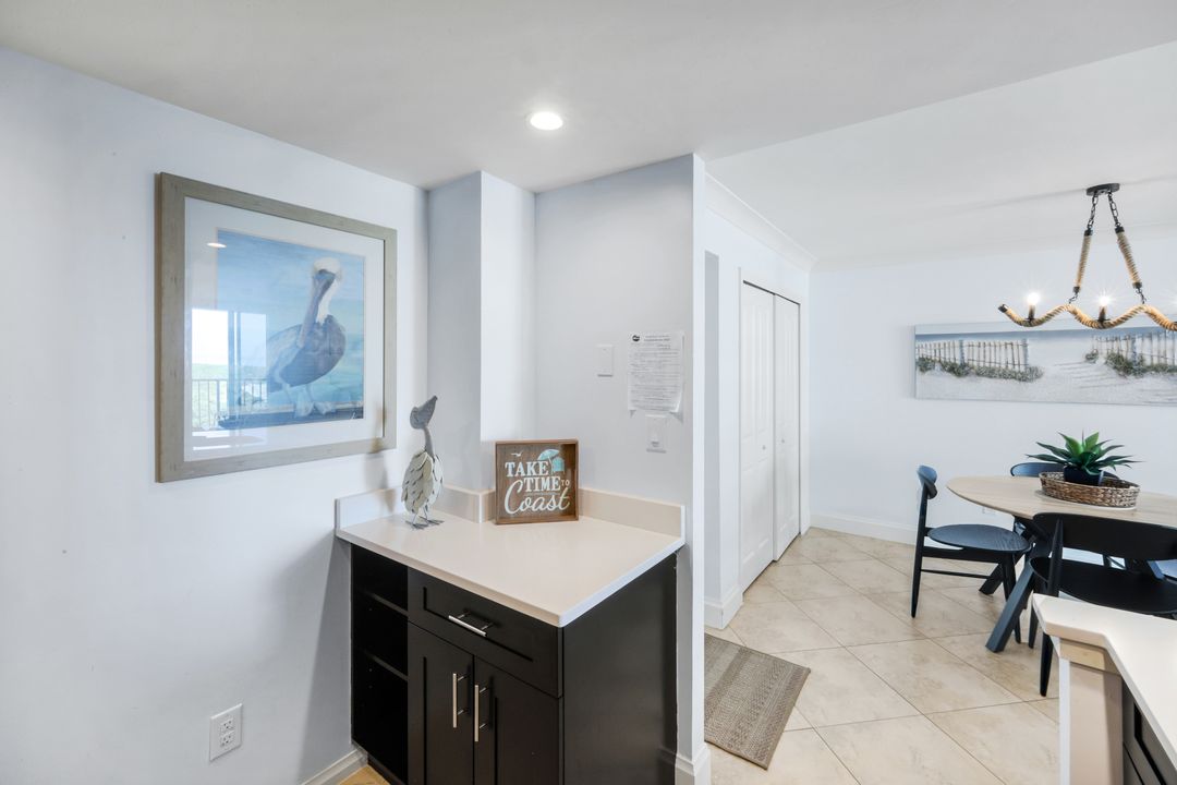 380 Seaview Ct #1010, Marco Island, FL 34145