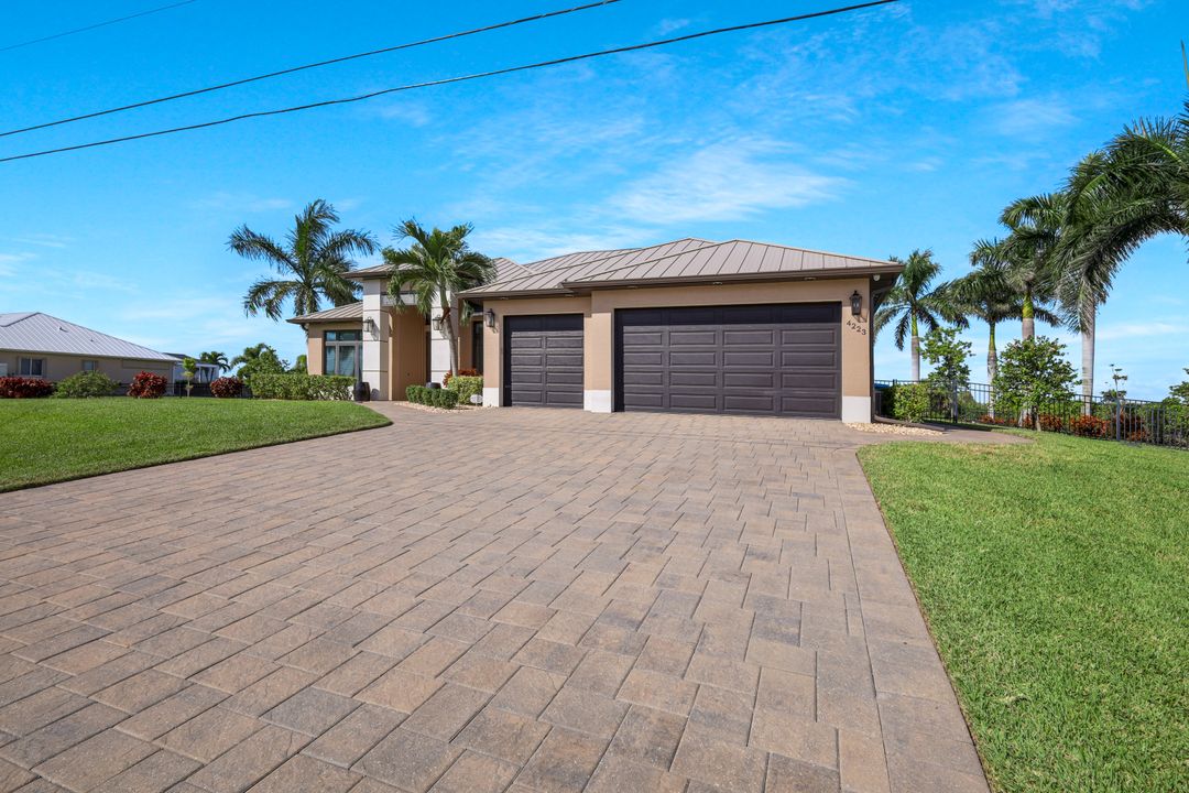 4223 NW 13th St, Cape Coral, FL 33993